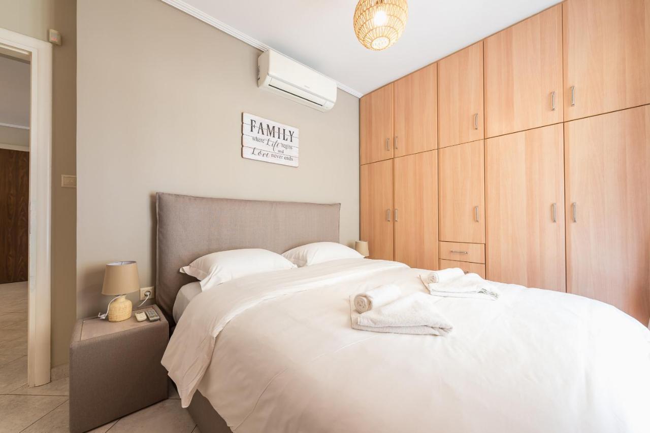 Luxury And Spacious Apt For 6 Guests Athens Exterior photo
