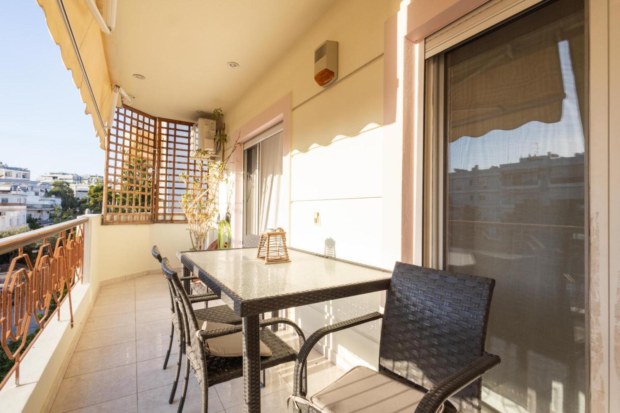 Luxury And Spacious Apt For 6 Guests Athens Exterior photo