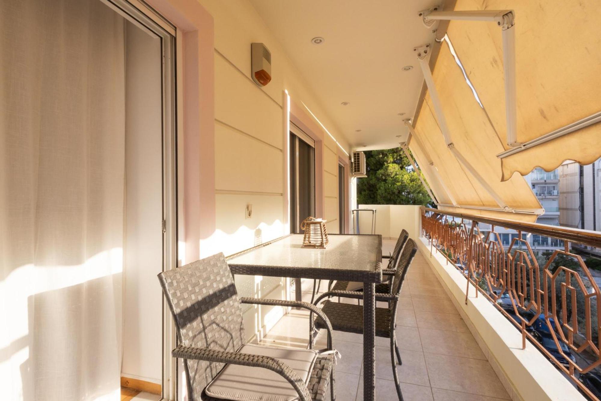Luxury And Spacious Apt For 6 Guests Athens Exterior photo